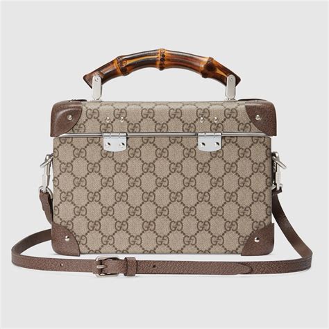 gucci globetrotter case.